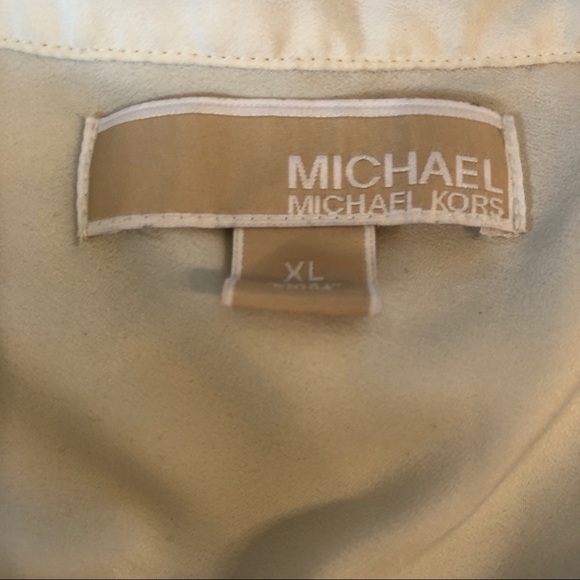 Women’s Micheal Kors button up classic shi… - Picture 6 of 7